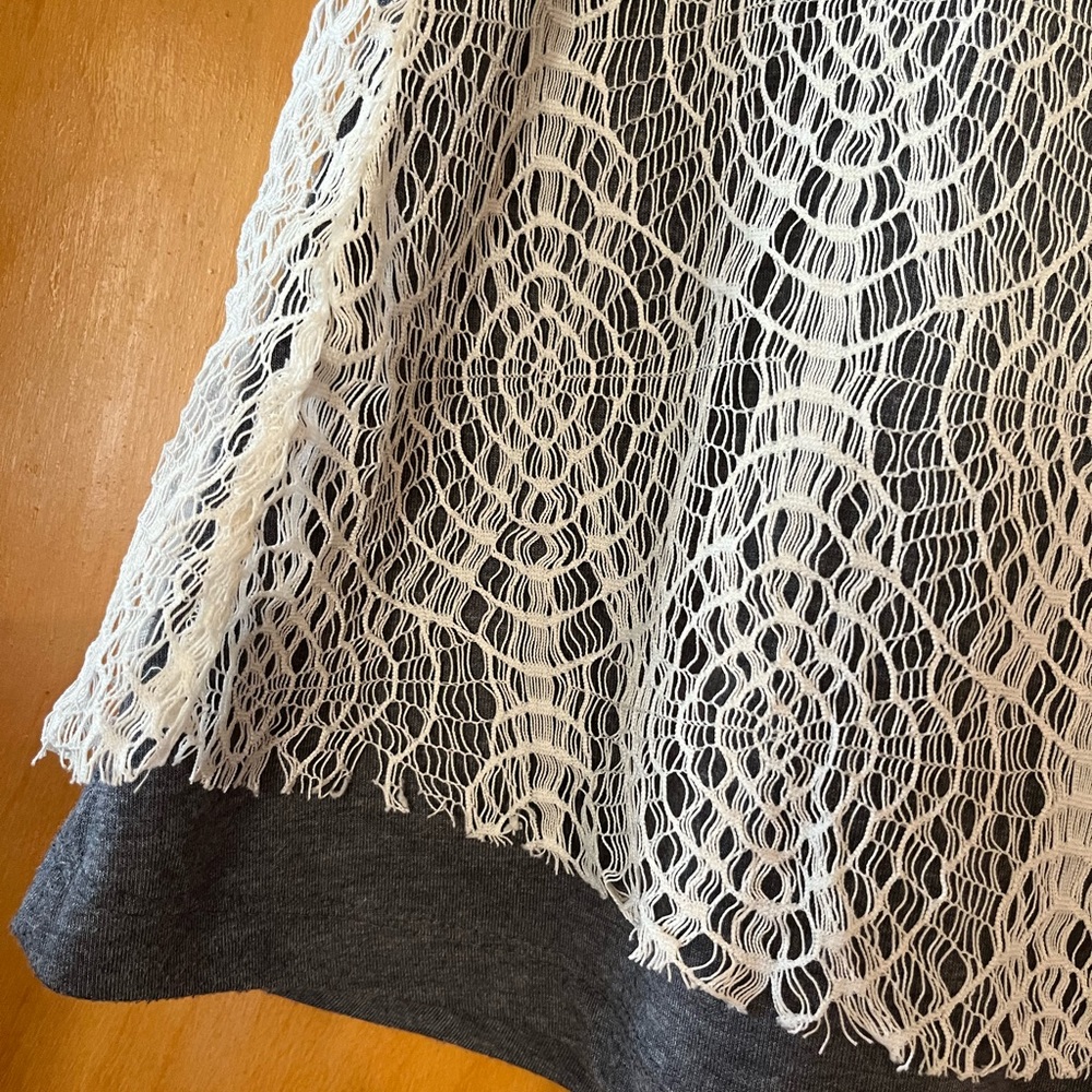 Earthy Layered Tank - Picture 3 of 3